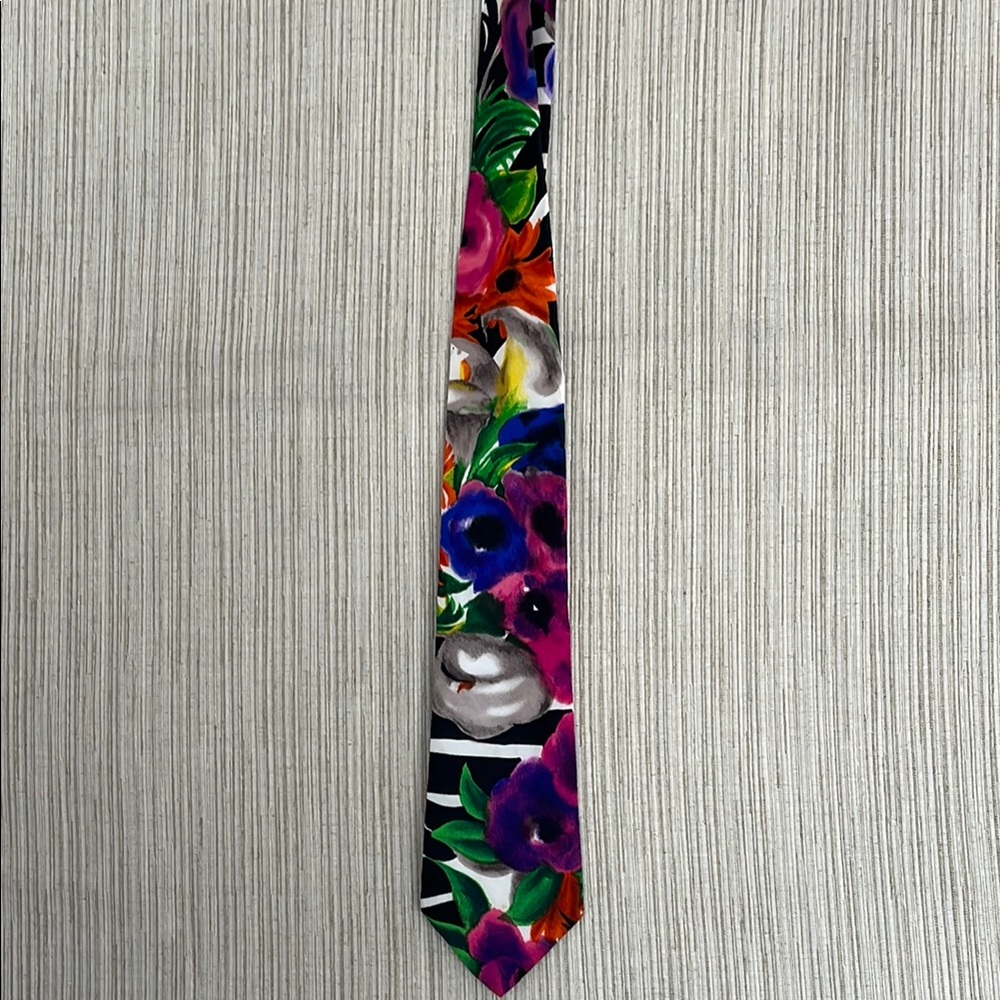 Pat Argenti Colorful Floral Tie